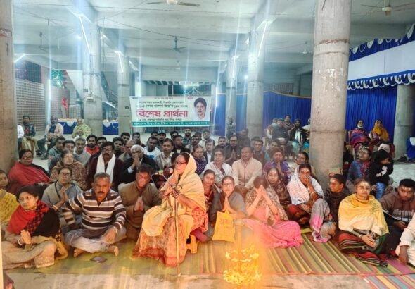 বিএনপি চেয়ারপার্সন সাবেক প্রধান মন্ত্রী বেগম খালেদা জিয়া'র রোগমুক্তি ও সুস্থতা কামনা যশোরে বাংলাদেশ হিন্দু বৌদ্ধ খ্রীষ্টান কল্যাণ ফ্রন্ট এর প্রার্থনা